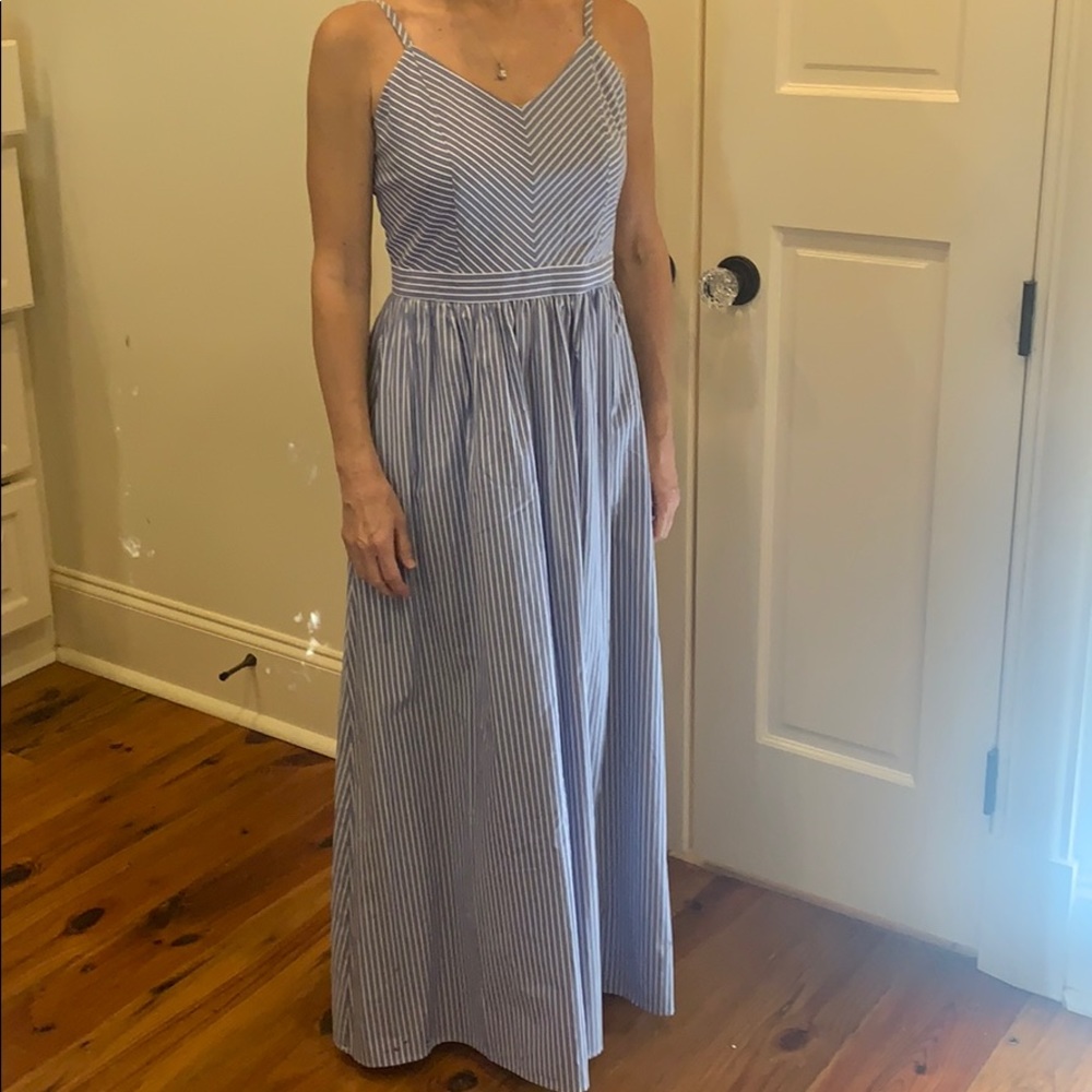 Loft outlet size 0 blue & white chambray sundress